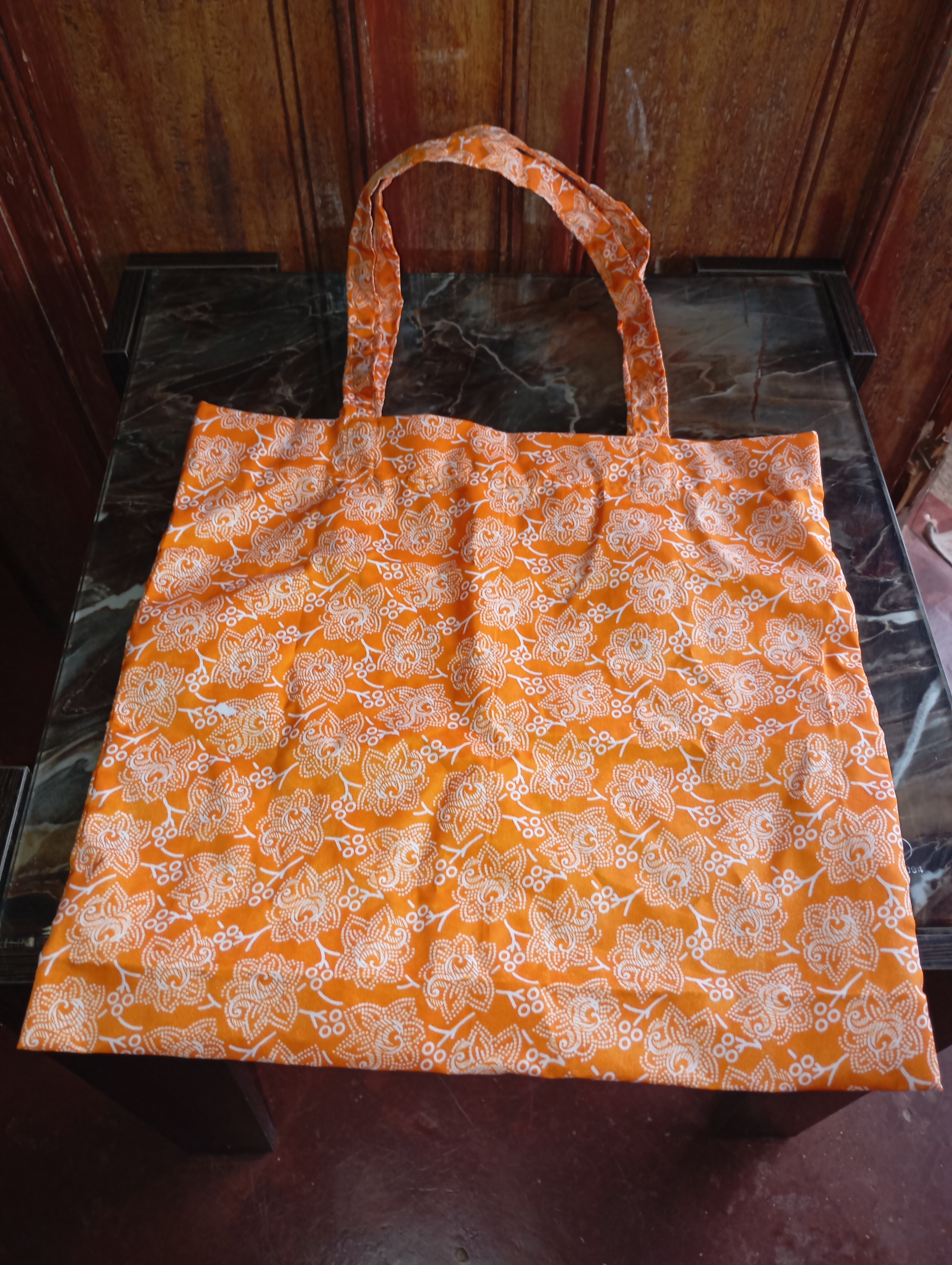 Flat Ankara tote